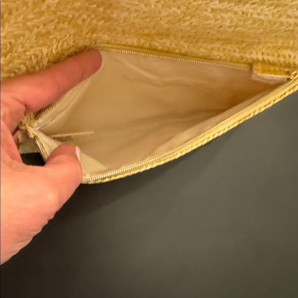 Dior Woven Straw Envelope Clutch in Light Yellow GWP - Picture 4 of 5